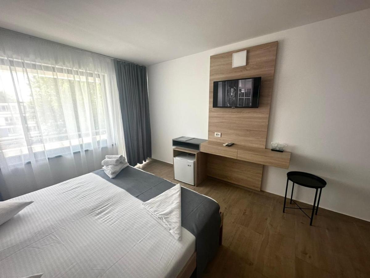 Gloria Hotel 3*